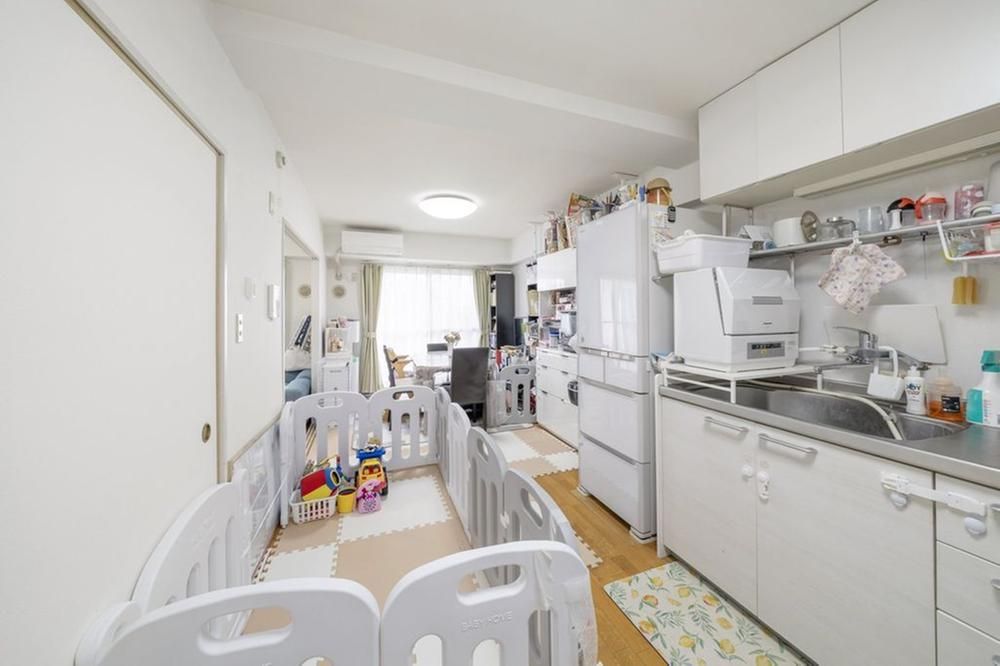 3LDK Apartment for Sale Near Tsurukawa Station Kawasaki - Thumbnail 4