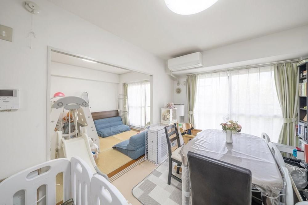 3LDK Apartment for Sale Near Tsurukawa Station Kawasaki - Thumbnail 2