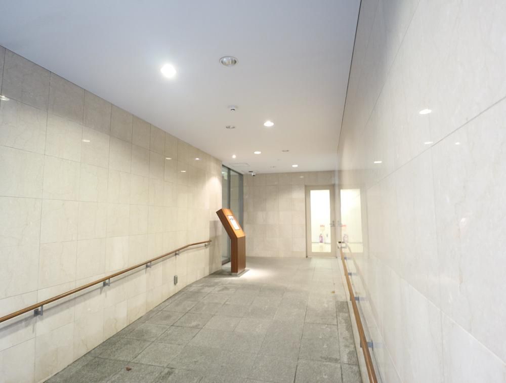Yokohama Scenery Tower 3LDK Apartment in Isogo Ward - Thumbnail 3