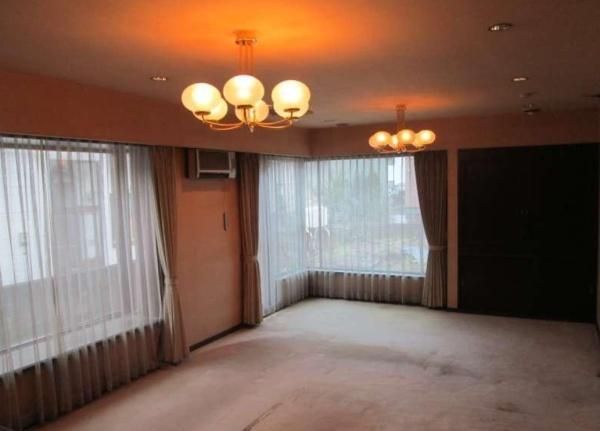 6LDK House for Sale in Kaguraoka, Asahikawa, Hokkaido - Thumbnail 4