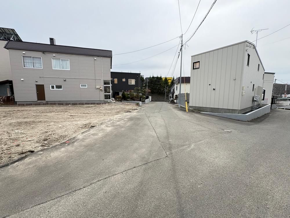Corner Plot for Sale in Minami-ku, Sapporo - 125.45m² - Thumbnail 4