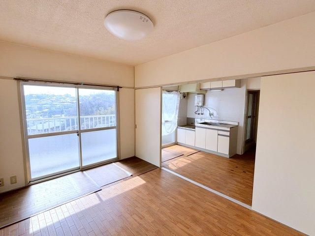 2DK Apartment for Sale in Minami Ward, Yokohama - 5,000,000 Yen - Thumbnail 3