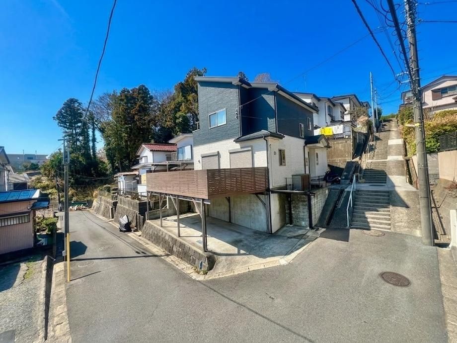 2019-Built 4LDK House in Yokohama | South-Facing & Spacious - Thumbnail 2