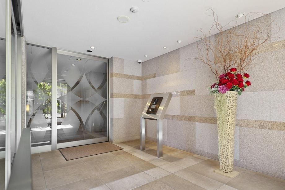 Premist Maruyama Bright Terrace 2LDK Apartment for Sale in Sapporo - Thumbnail 4