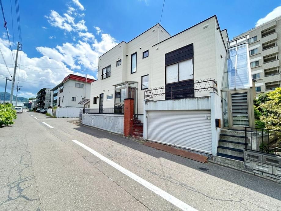 Land for Sale in Chuo-ku, Sapporo - 271m2 Corner Lot - Thumbnail 2