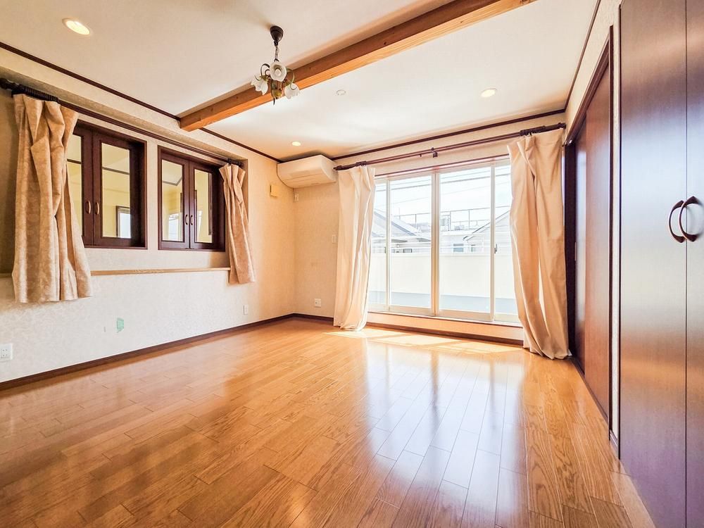 3LDK Renovated House Near Musashi-Koganei Station in Koganei - Thumbnail 4