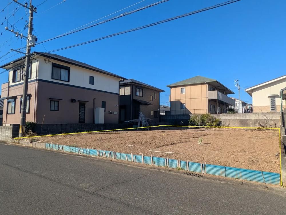 374 sqm Land for Sale in Hyuga, Miyazaki - Thumbnail 2