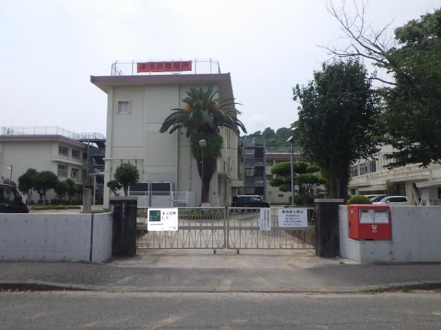 Renovated 2LDK House in Kochi City with Floor Heating - Thumbnail 2