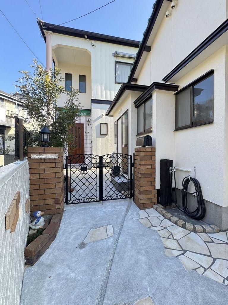 5LDK Detached House for Sale in Asahi Tenjin-cho, Kochi City - Thumbnail 2