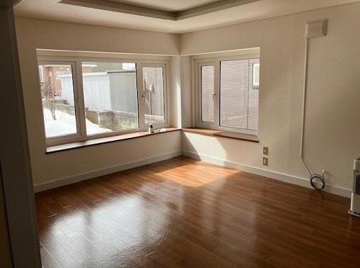 Renovated 4LDK House for Sale in Asahikawa, Hokkaido - Thumbnail 2