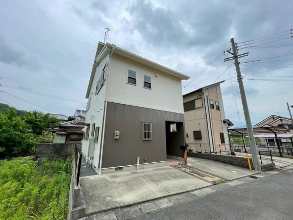 4LDK+S Used House in Hashimoto, Wakayama - 11.3 Million Yen - Thumbnail 3