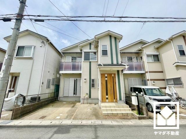 5LDK+S Detached House for Sale in Fushimi-ku, Kyoto - Thumbnail 2