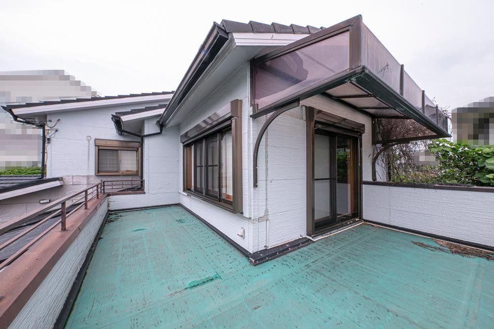 7LDK House for Sale in Takarazuka, Hyogo - 404 sqm Land - Thumbnail 4