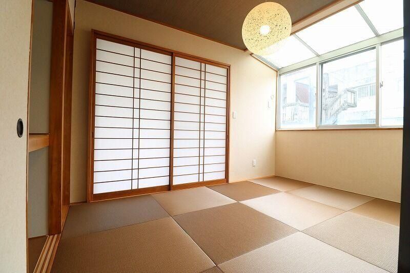 Renovated 2LDK Apartment for Sale in Naha, Okinawa - Thumbnail 3