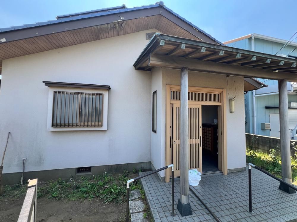 4LDK Detached House in Naganuma-cho, Inage-ku, Chiba City - Thumbnail 2