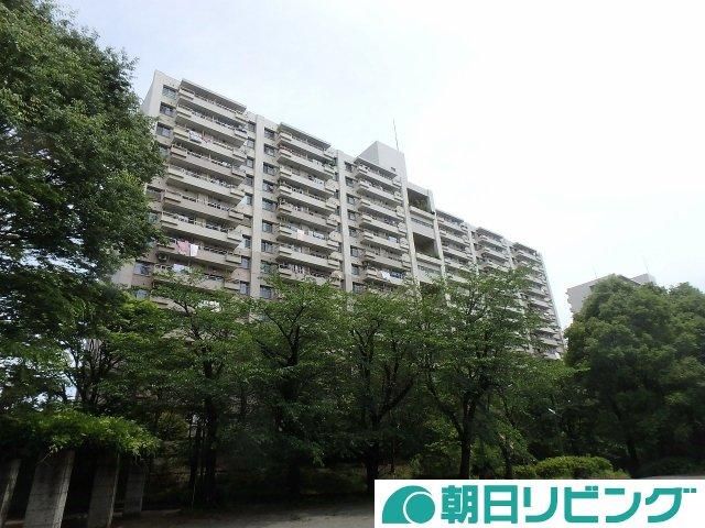 3LDK Apartment for Sale in Asahi Ward, Yokohama - Image 1