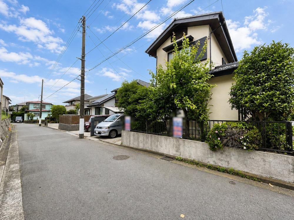 4LDK+S Detached House for Sale in Totsuka-ku, Yokohama - Thumbnail 3