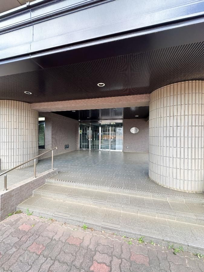Renovated 3LDK Apartment for Sale in Funabashi, Chiba - Thumbnail 2