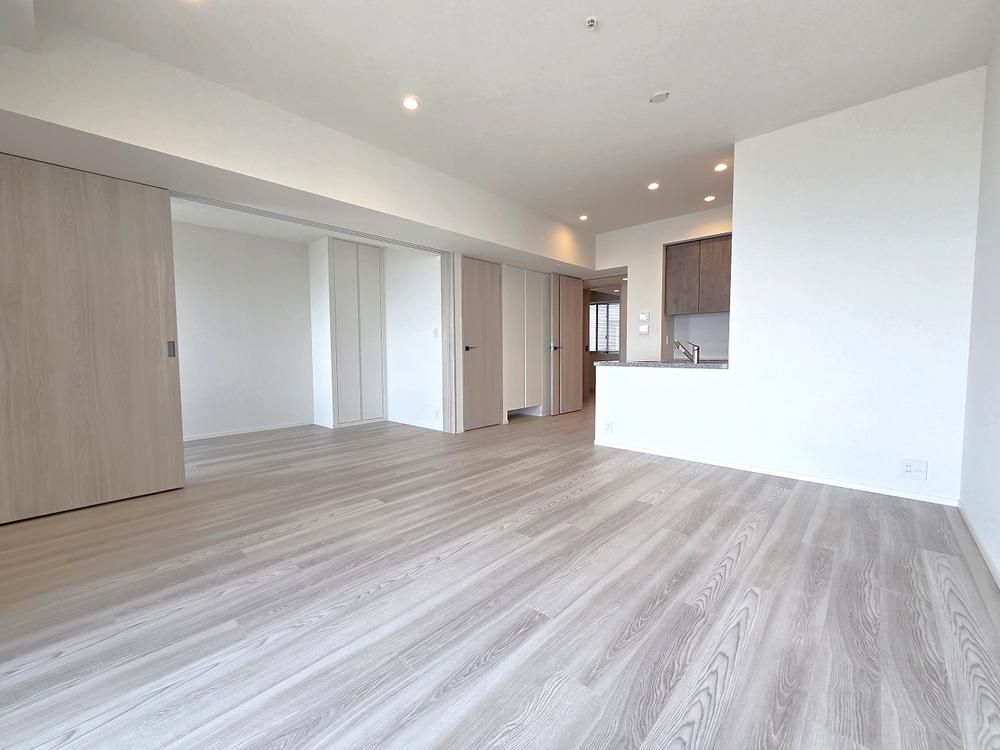 3LDK+S New Apartment for Sale in Mihama-ku, Chiba City - Thumbnail 3