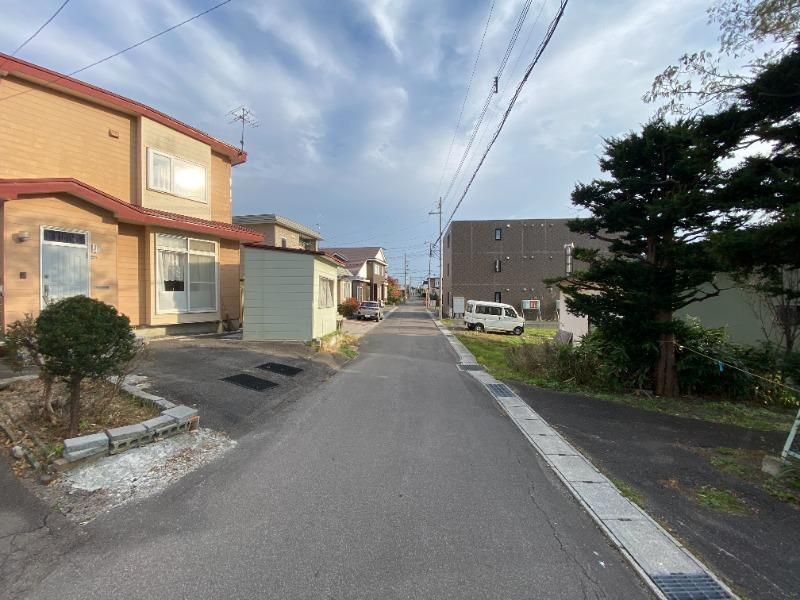 Land for Sale in Nanae Town, Hokkaido - 1,216.66 sqm - Thumbnail 4