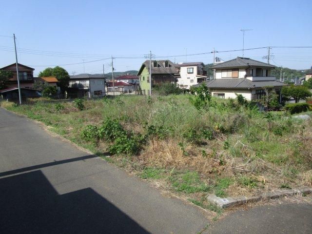 Large 423.8m2 Land for Sale Near Ogose Station, Saitama - Thumbnail 4