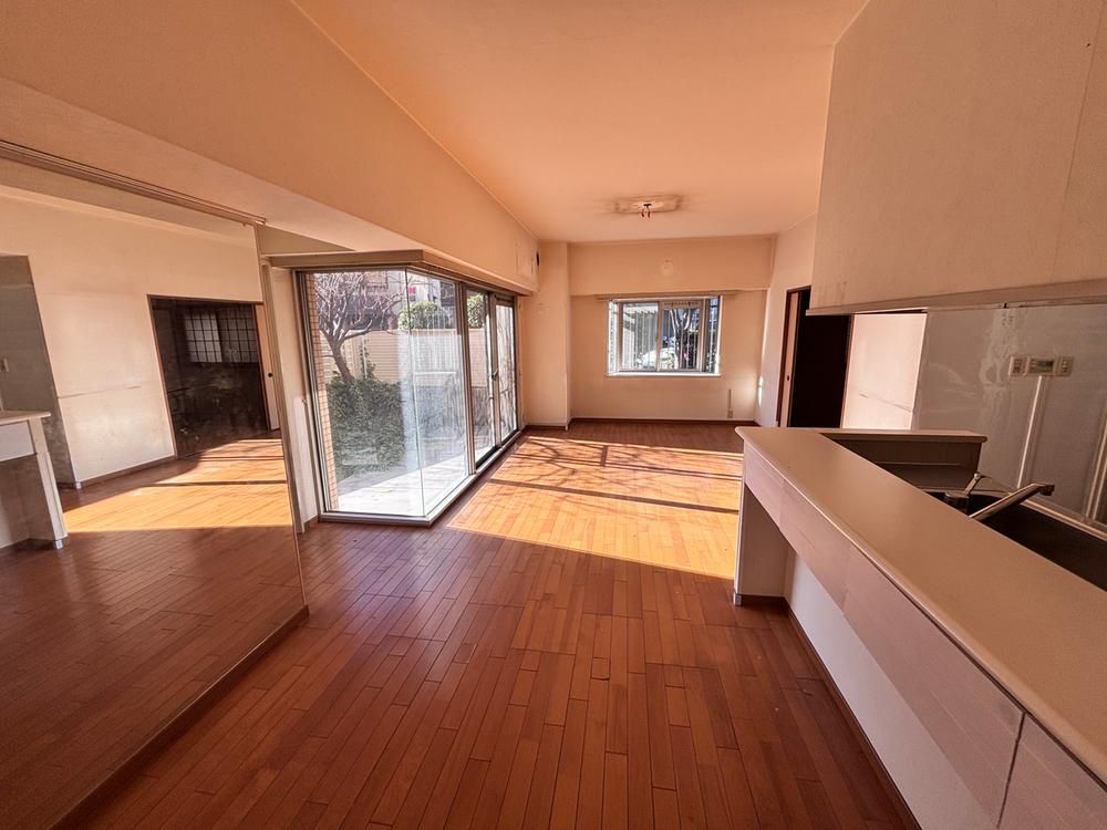 3LDK Apartment for Sale in Abeno, Osaka City - Thumbnail 3