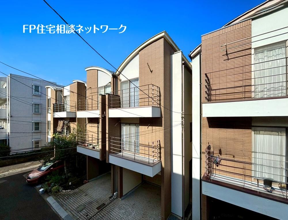 Renovated 2LDK+S House in Kohoku Ward, Yokohama - Thumbnail 2