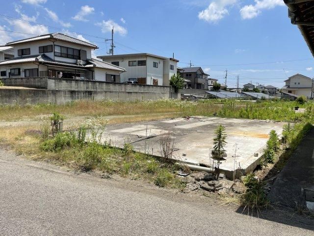 1004 sqm Land for Sale in Yoshinogawa, Tokushima - Near Nishi-Oe Station - Thumbnail 4