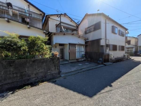 2LDK Used House for Sale in Naka Hataizumi, Kochi City, 62 sqm Land - Thumbnail 3
