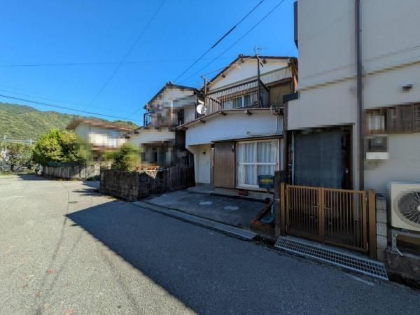 2LDK Used House for Sale in Naka Hataizumi, Kochi City, 62 sqm Land - Thumbnail 2