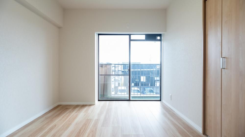 Renovated 4LDK Condominium in Yamagata City - 15.9M Yen - Thumbnail 2