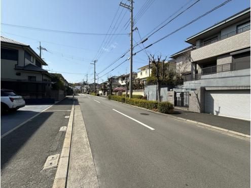 6LDK+S House for Sale in Okamoto-cho, Takatsuki, Osaka - Thumbnail 3
