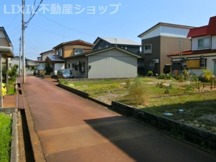 185 sqm Land for Sale near Minami-Takada Station, Joetsu - Thumbnail 2