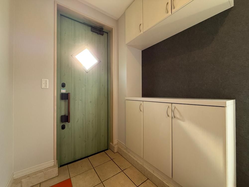 Spacious 3LDK+S House on Corner Lot in Kitahiroshima, Hokkaido - Thumbnail 3