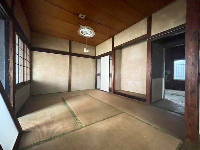 Single-Story 6K House for Sale in Tobata, Kitakyushu - Thumbnail 3
