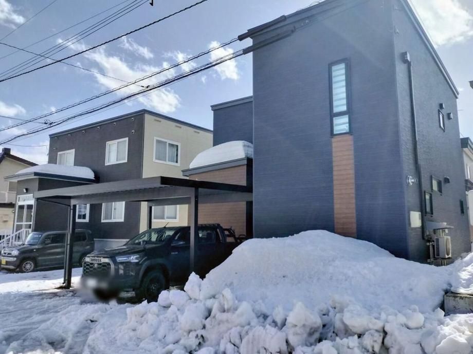 Designer 4LDK House near Yurigahara Station, Sapporo - Thumbnail 2