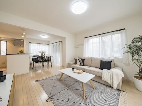 4LDK House for Sale in Chofu, Tokyo - 92m2 - Thumbnail 2