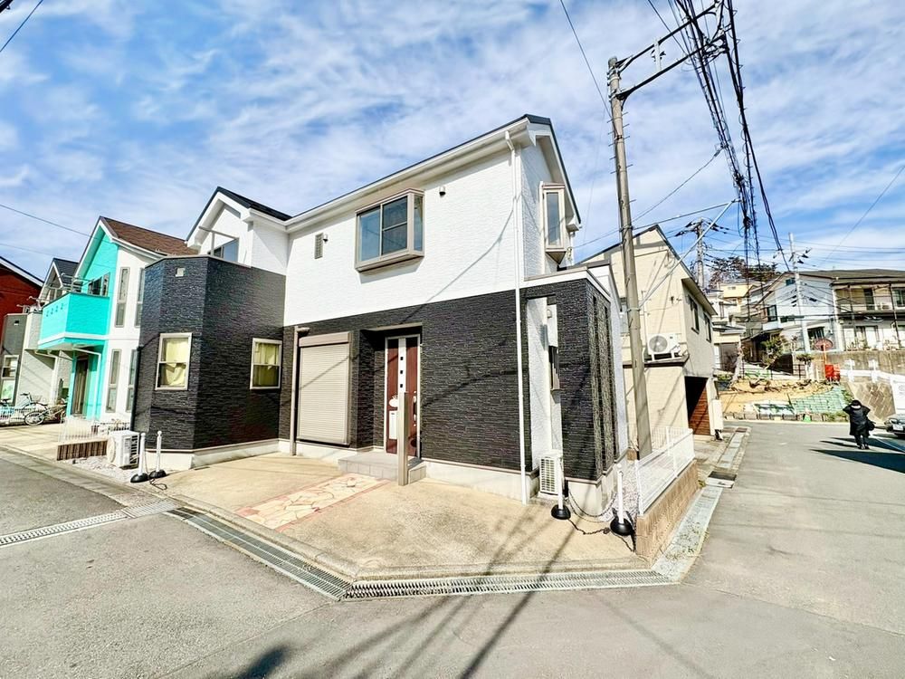 3LDK Detached House for Sale in Isogo, Yokohama - Thumbnail 2