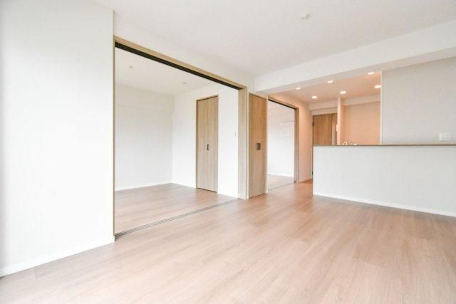Renovated 3LDK Apartment in Kawasaki-ku, Kanagawa - Thumbnail 3
