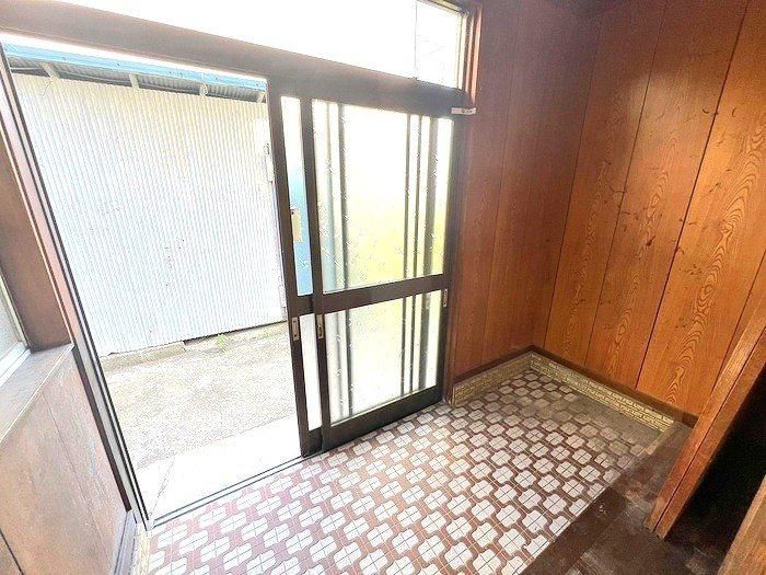 4LDK Detached House in Shiogama, 388m² Land, 2,100,000 Yen - Thumbnail 3