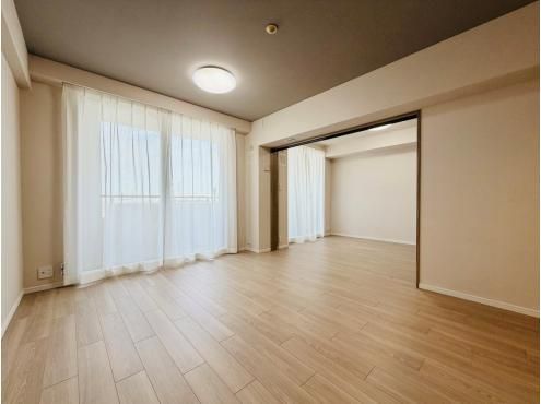 3LDK Apartment for Sale in Minami-ku, Saitama City - 72.23m2 - Thumbnail 3