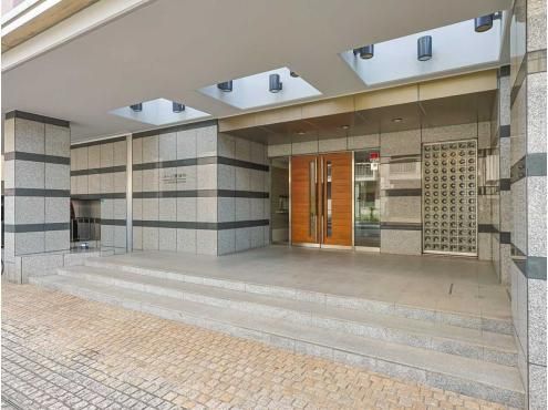 3LDK Apartment for Sale in Minami-ku, Saitama City - 72.23m2 - Thumbnail 2