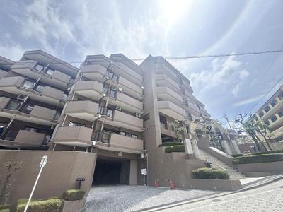 Renovated 3LDK Apartment in Ikoma City, Nara Prefecture — Apartment, Ikoma, Nara