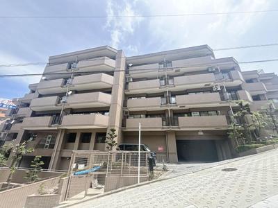 Renovated 3LDK Apartment in Ikoma City, Nara Prefecture — Apartment, Ikoma, Nara