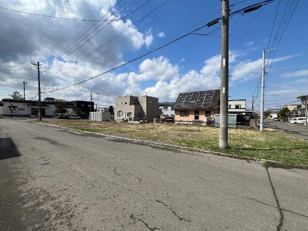 268m2 Corner Land for Sale in Kita Hiroshima, Hokkaido - Thumbnail 2