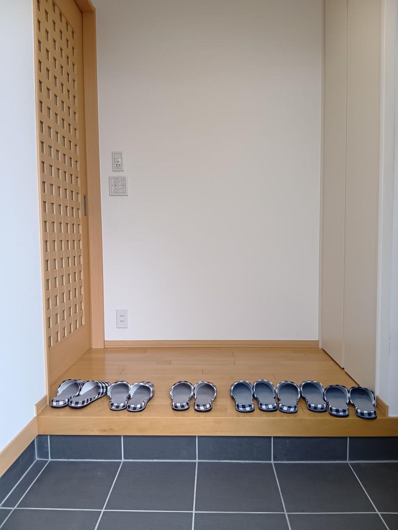 4LDK Detached House for Sale in Asaminami, Hiroshima - Thumbnail 2