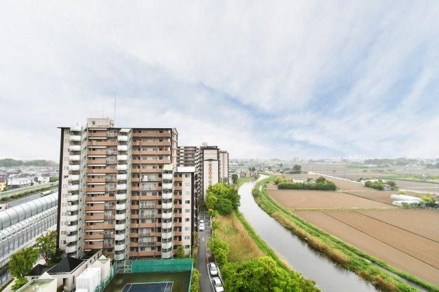 3LDK Apartment in Saitama City, Iwatsuki Ward - Thumbnail 2