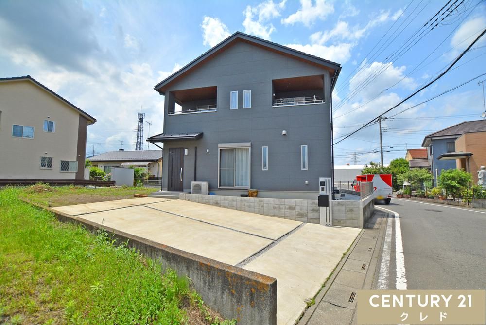 4LDK House with Large Garden Near Komagawa Station in Hidaka - Thumbnail 2