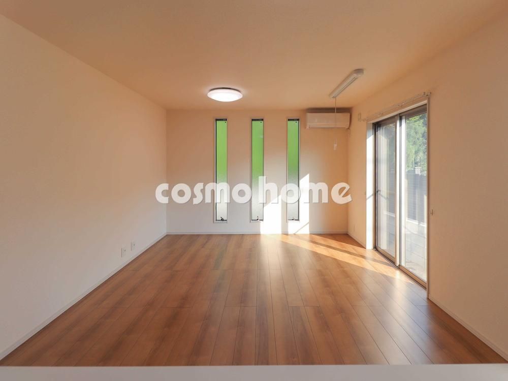 Modern 3LDK+S Detached House in Hamura, Tokyo - Thumbnail 4