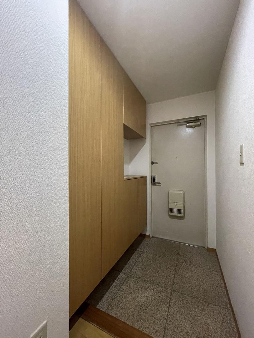 3LDK Apartment for Sale in Kita-ku, Sapporo, Hokkaido - Thumbnail 2